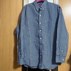 Izod size large light and dark blue plaid button down long sleeve shirt